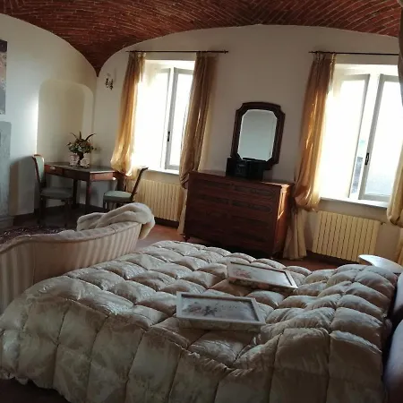 Bed & Breakfast Cascina Rossa 21 *